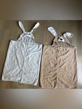 Pottery Barn Kids Bunny and Dog Hooded Towels - Grey and Brown
